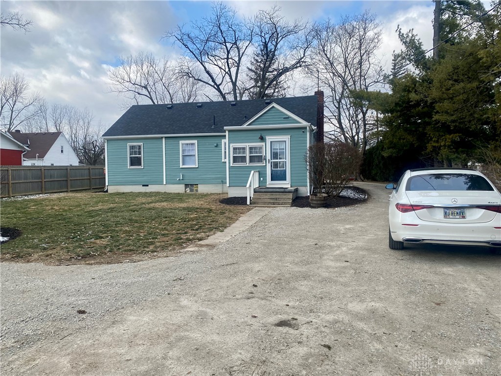 7415 S County Road 25a
