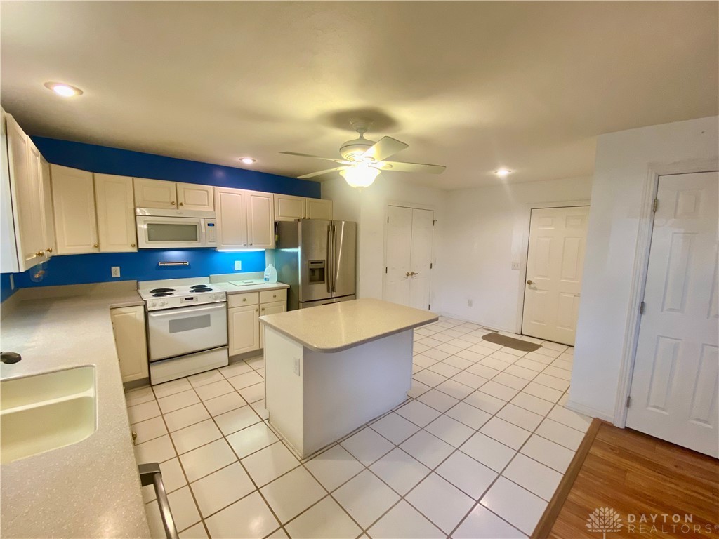 1299 Stephenson Drive