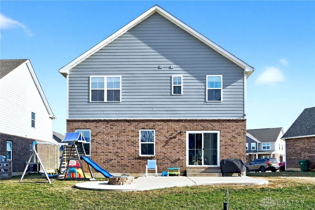 9479 Whispering Stream Court