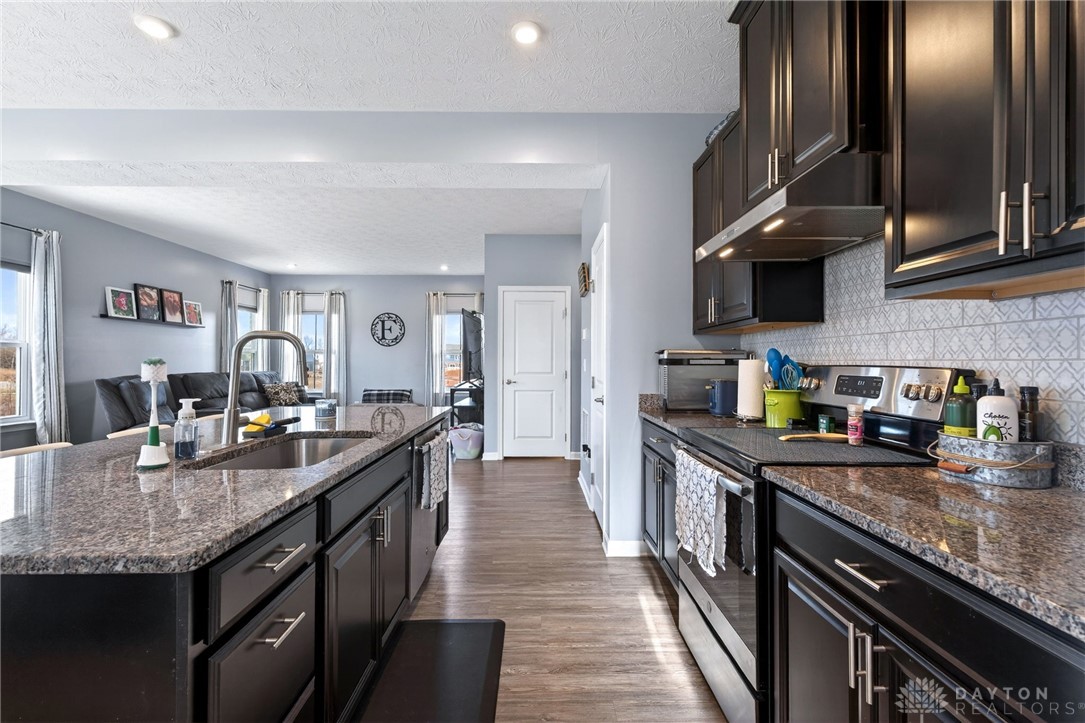 9479 Whispering Stream Court