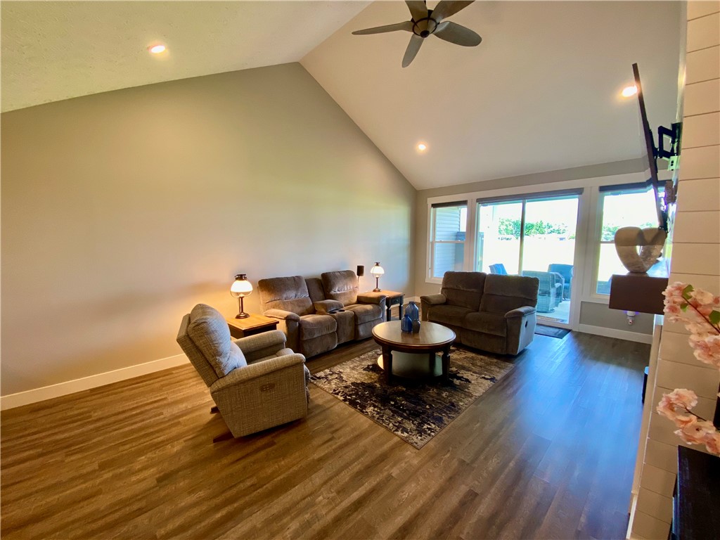 816 Brookwood Circle