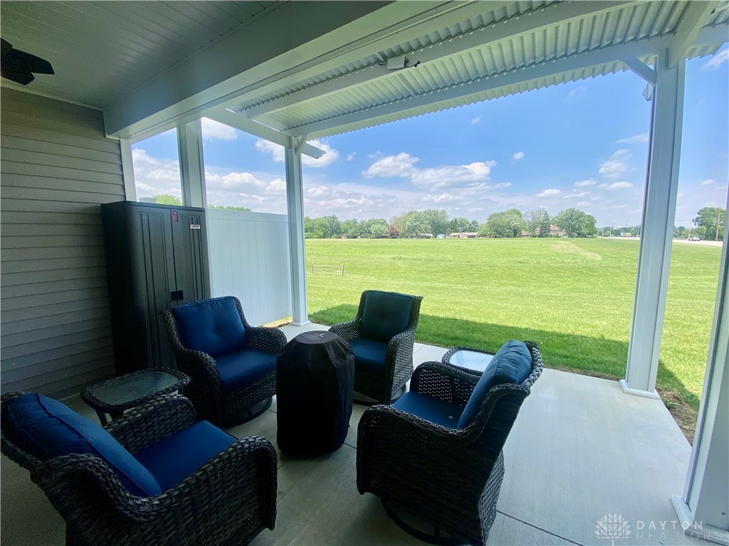 816 Brookwood Circle