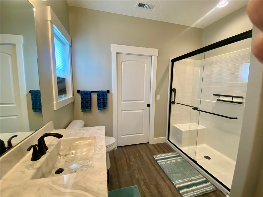 816 Brookwood Circle