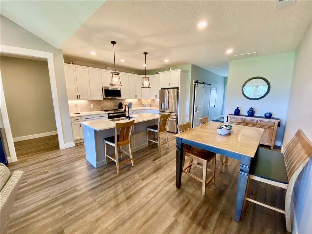 816 Brookwood Circle