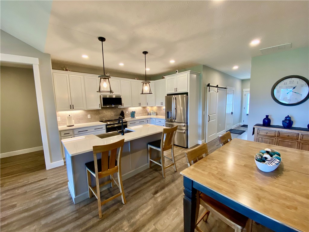 816 Brookwood Circle
