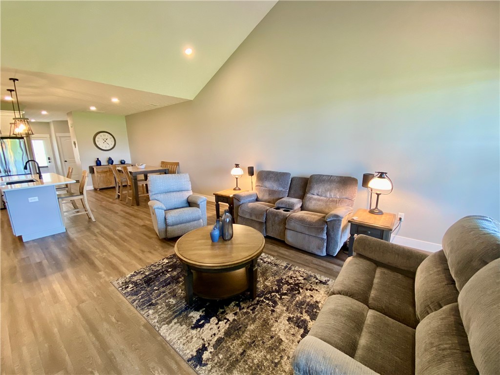 816 Brookwood Circle