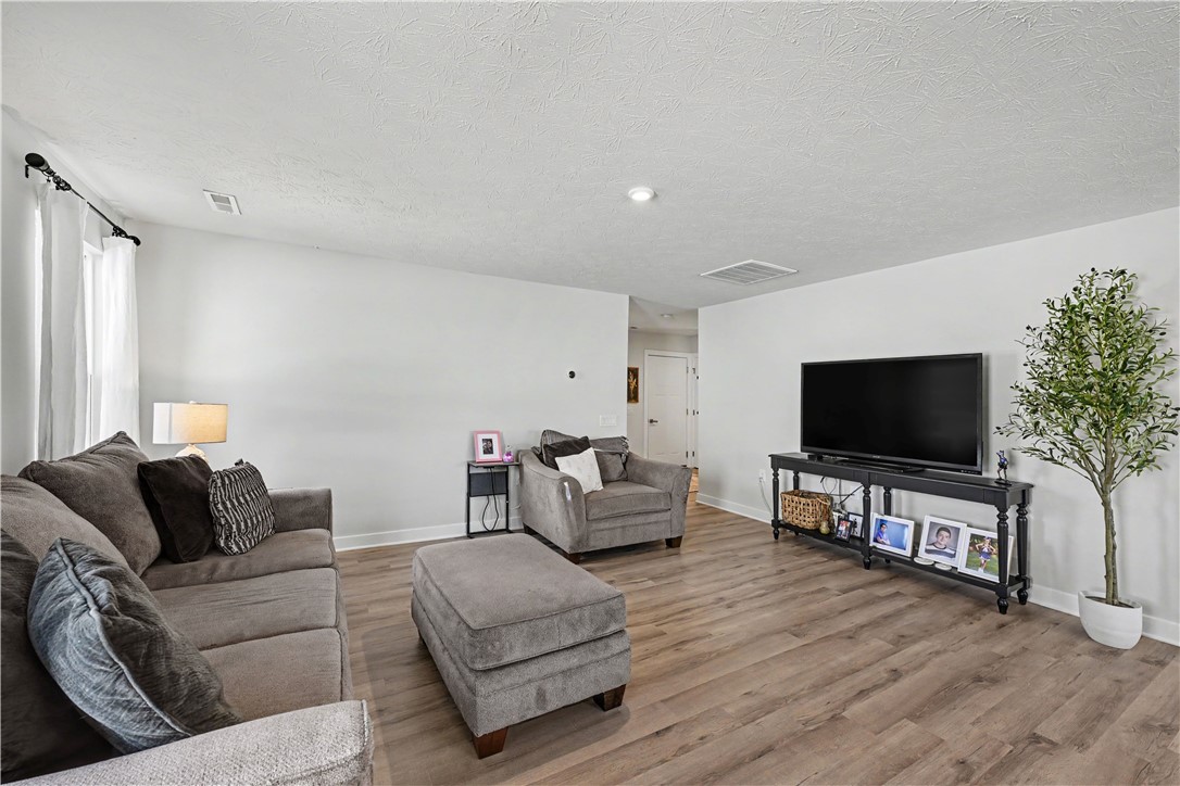 4022 Lupine Way