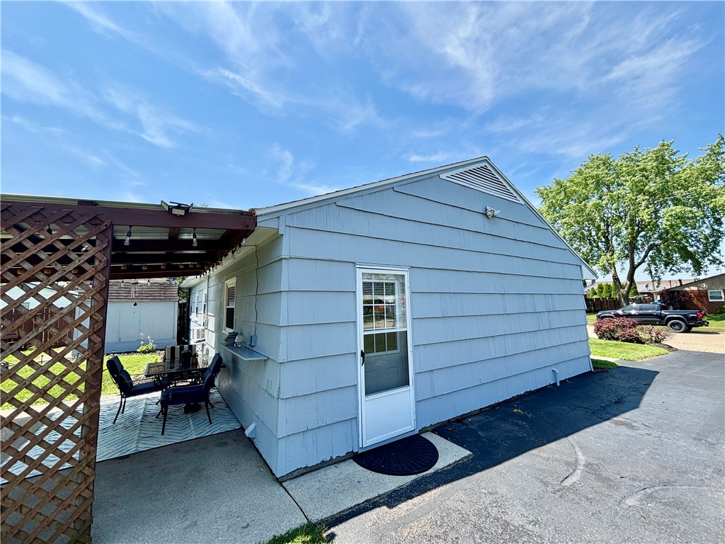 303 Pinewood Avenue