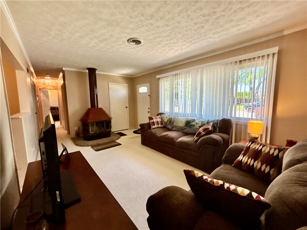 303 Pinewood Avenue
