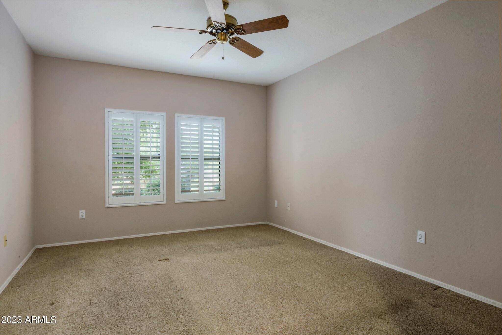 19700 N 76TH Street Unit: 1083