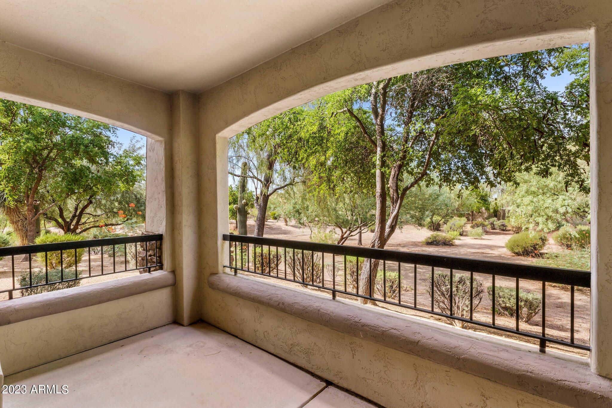 19700 N 76TH Street Unit: 1083