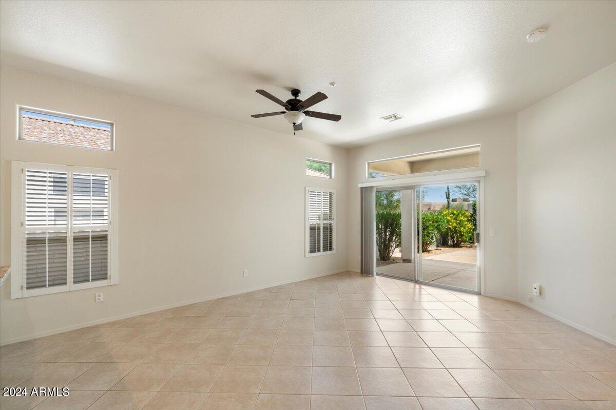 8912 E CONQUISTADORES Drive