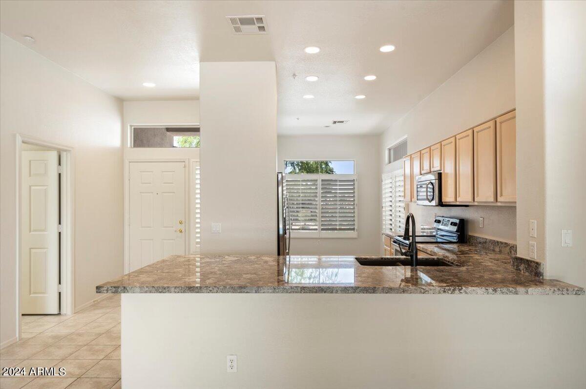 8912 E CONQUISTADORES Drive