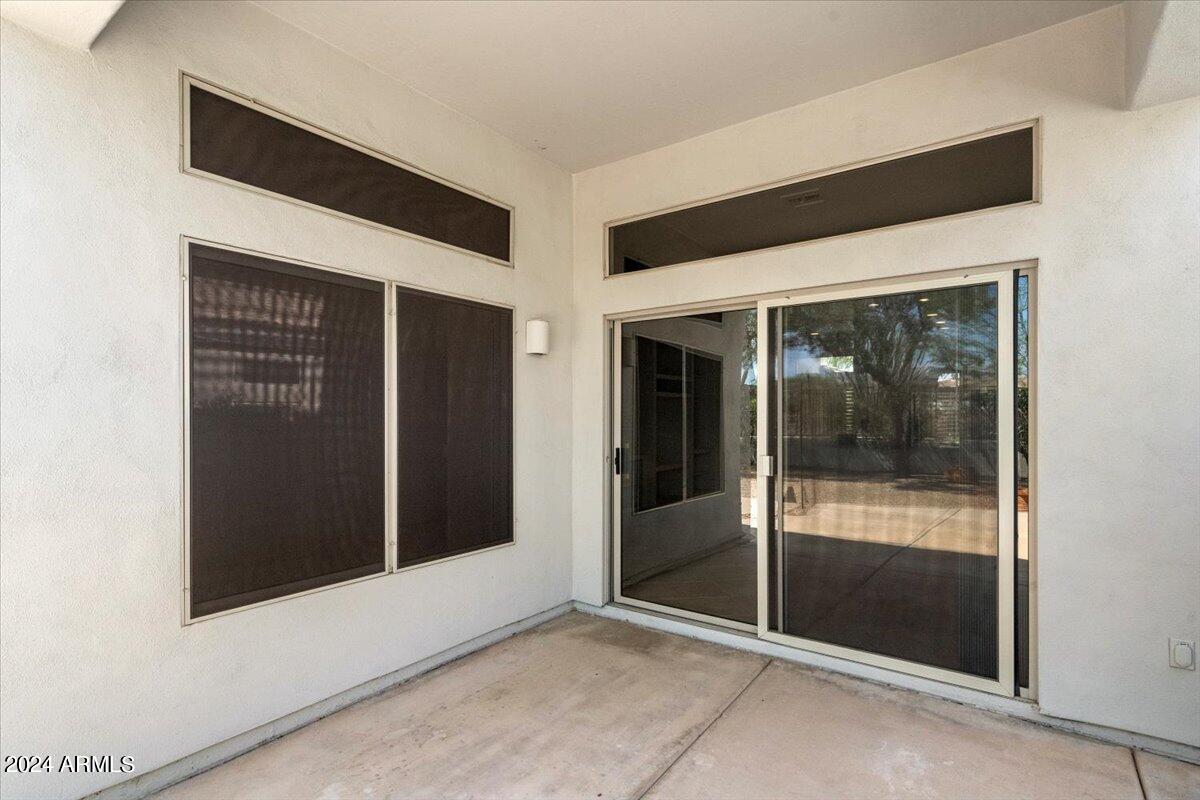 8912 E CONQUISTADORES Drive