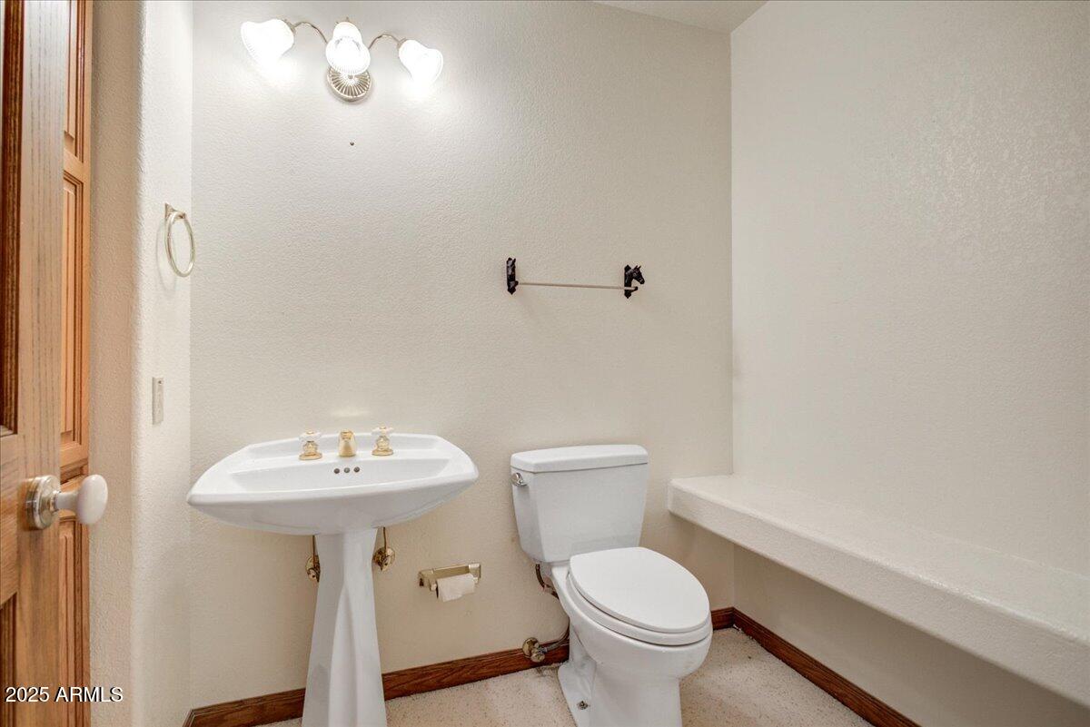 8139 E SANDS Drive