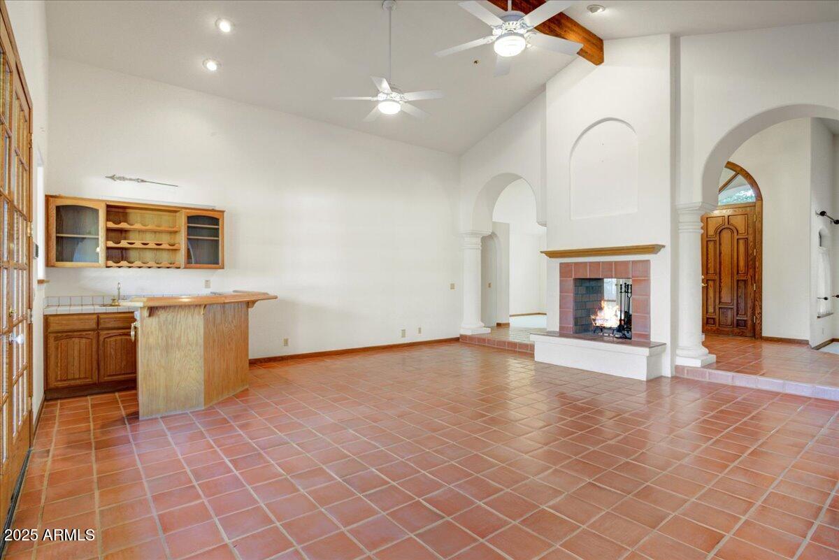 8139 E SANDS Drive