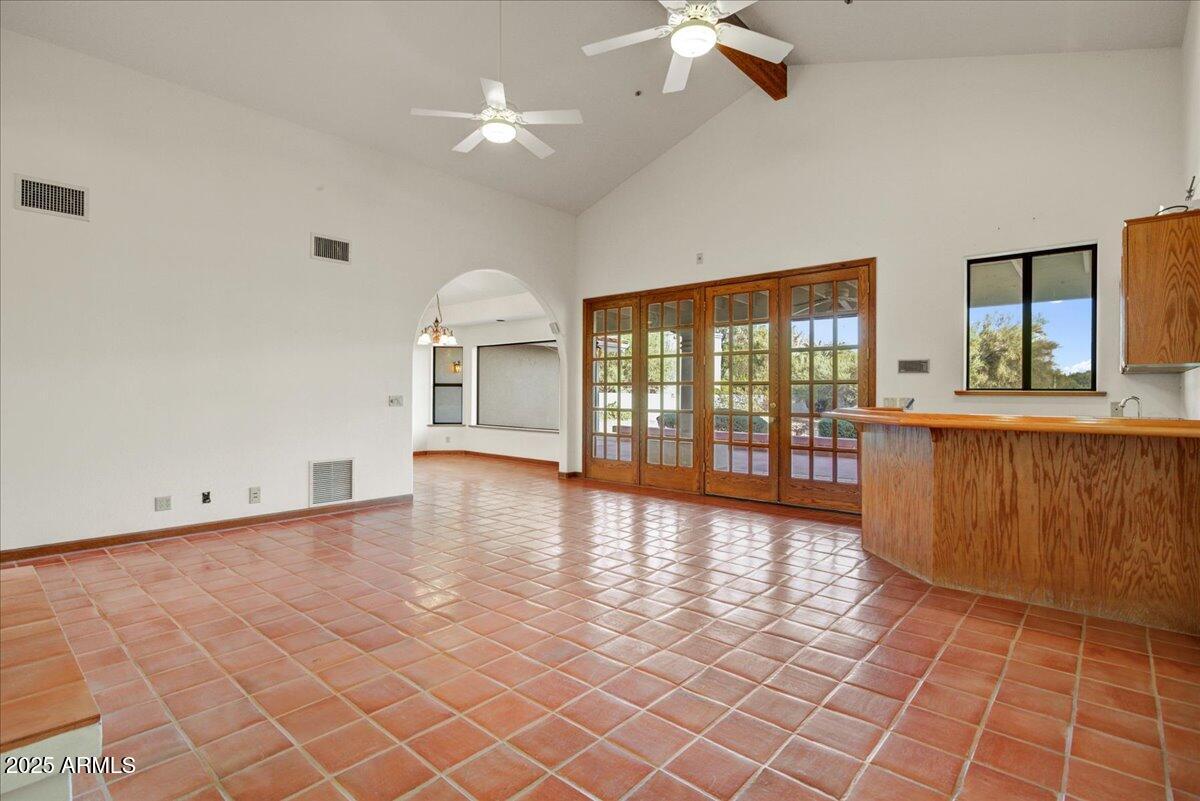 8139 E SANDS Drive
