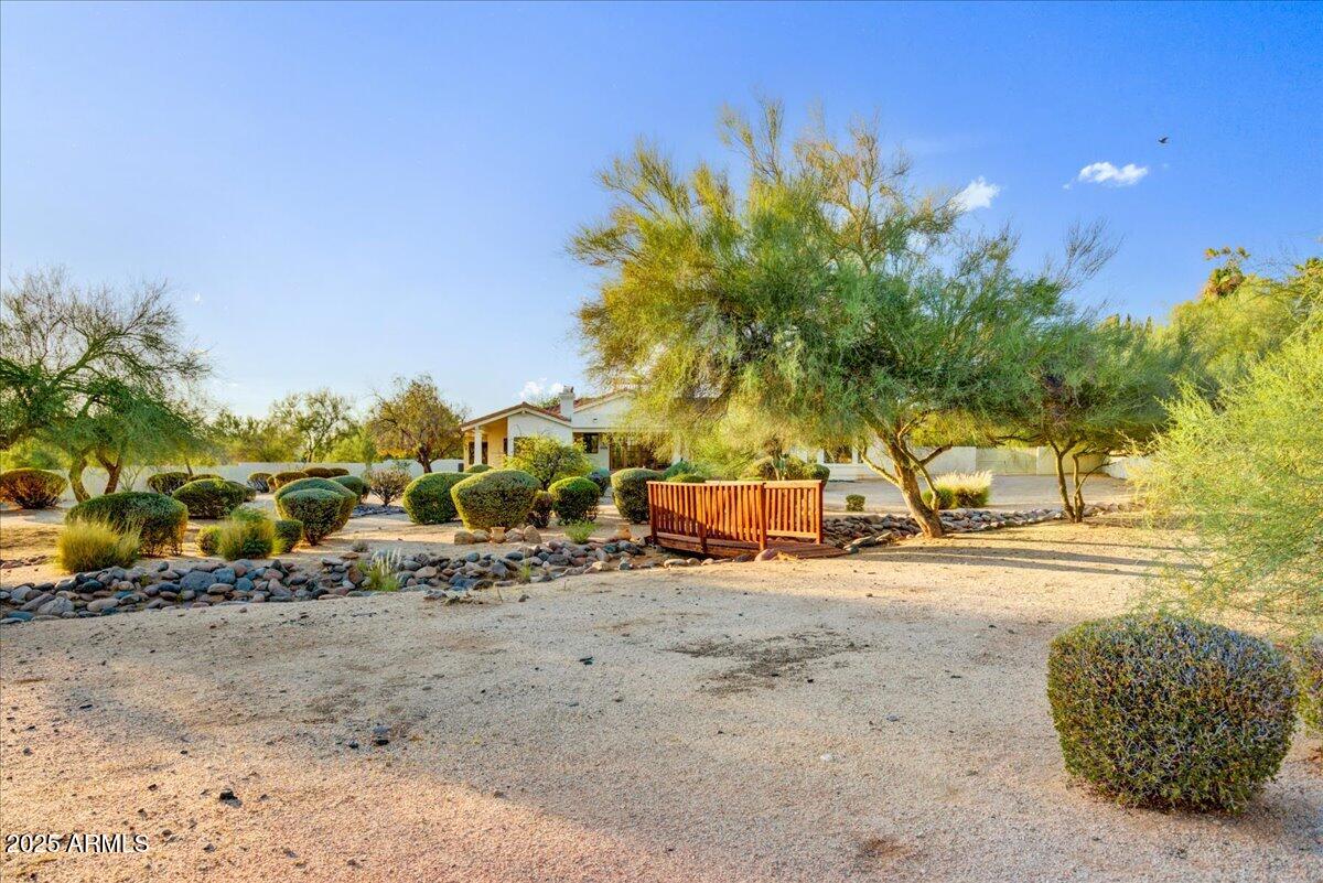 8139 E SANDS Drive