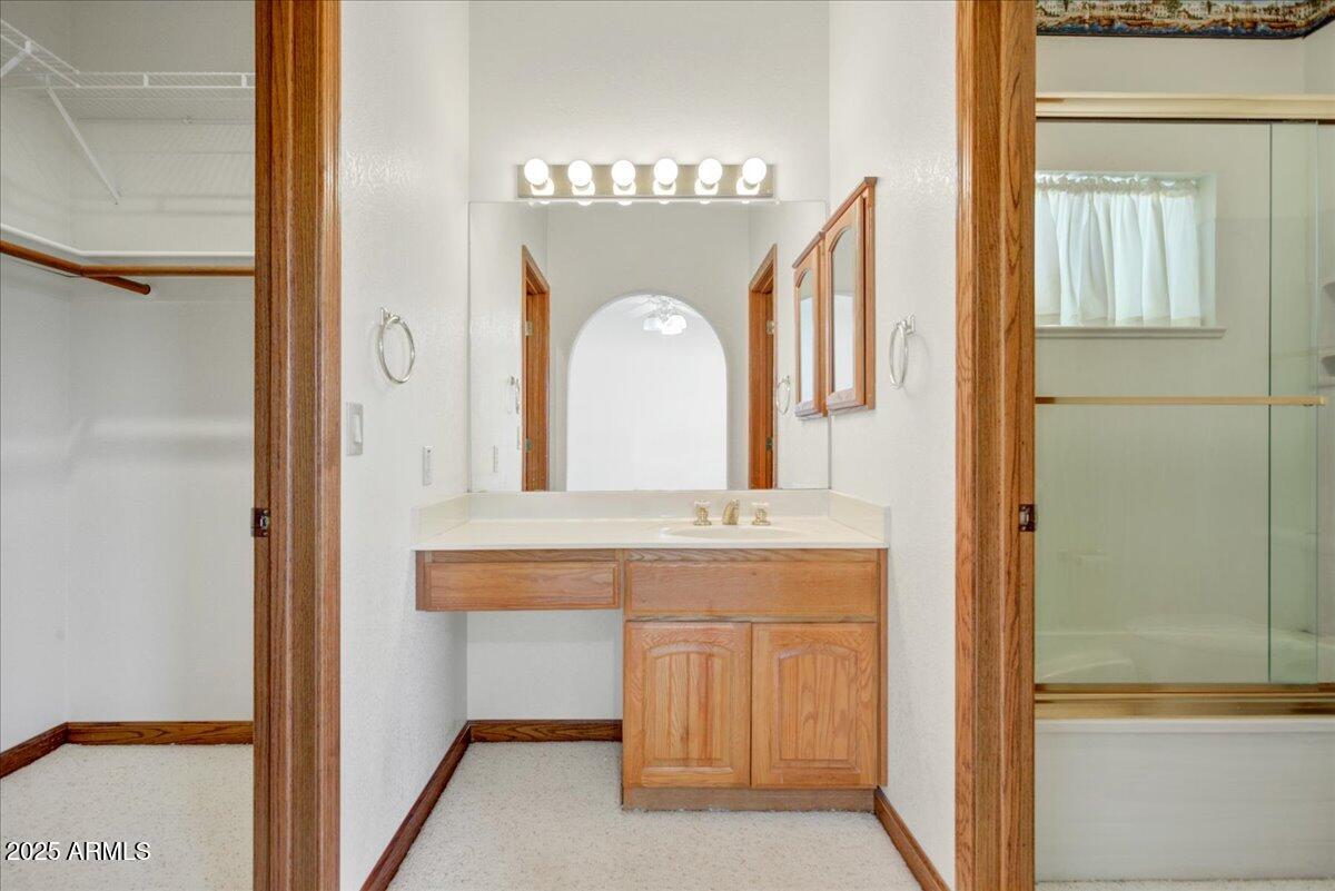 8139 E SANDS Drive