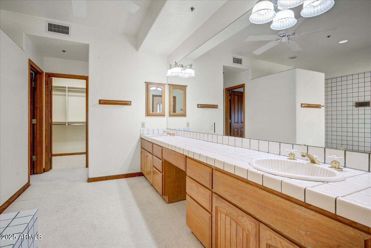 8139 E SANDS Drive