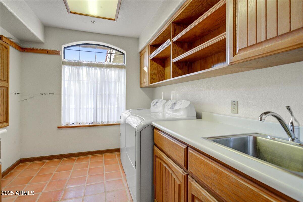 8139 E SANDS Drive