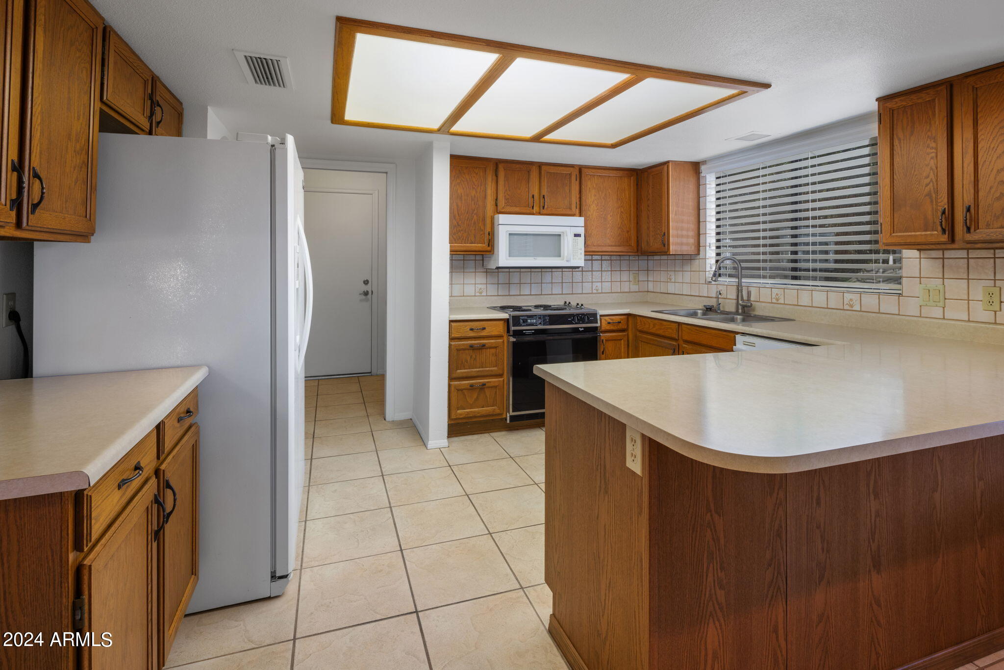 9856 W RIMROCK Drive