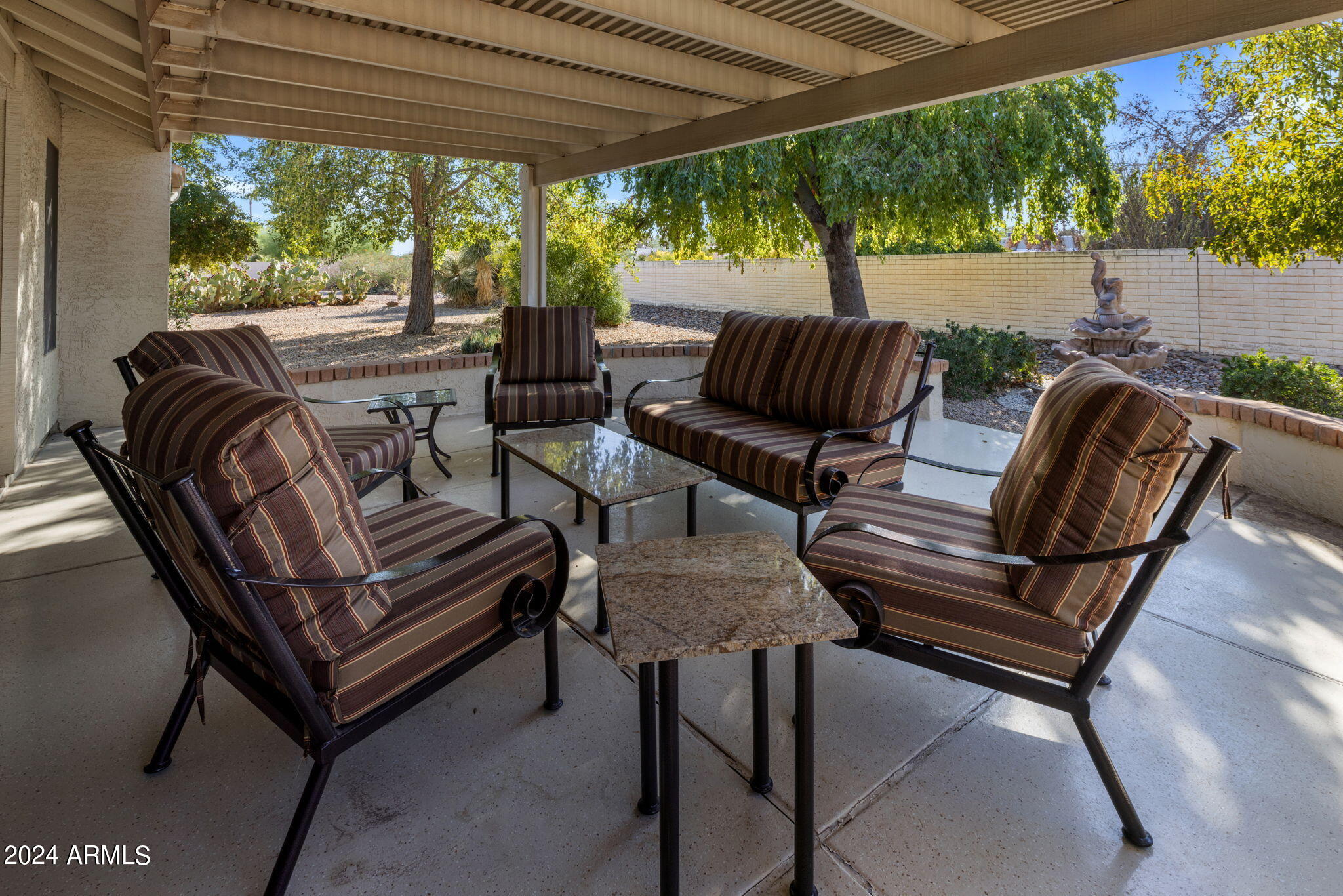 9856 W RIMROCK Drive