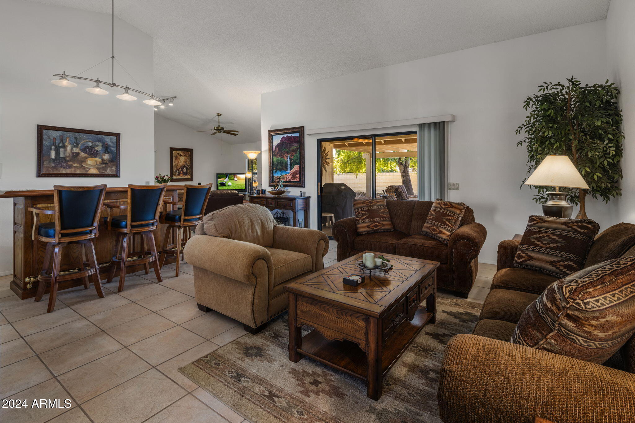 9856 W RIMROCK Drive