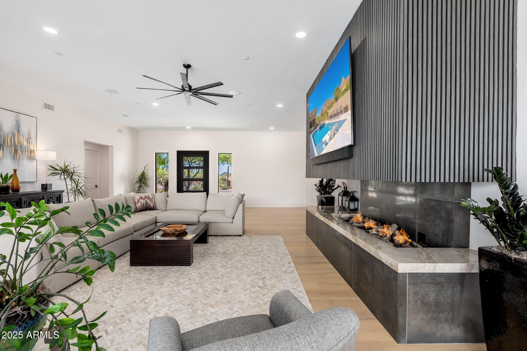 10160 E SADDLE HORN Trail
