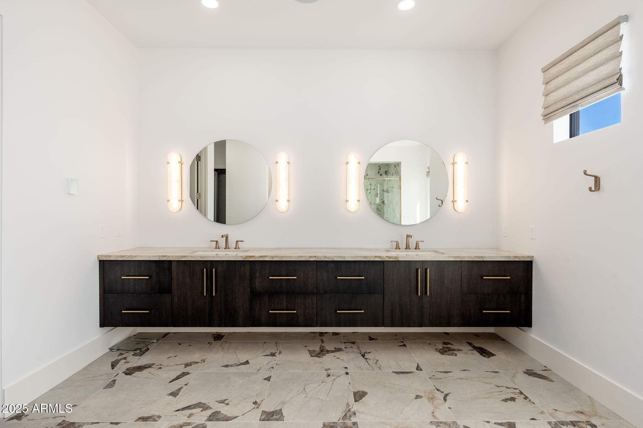 10160 E SADDLE HORN Trail