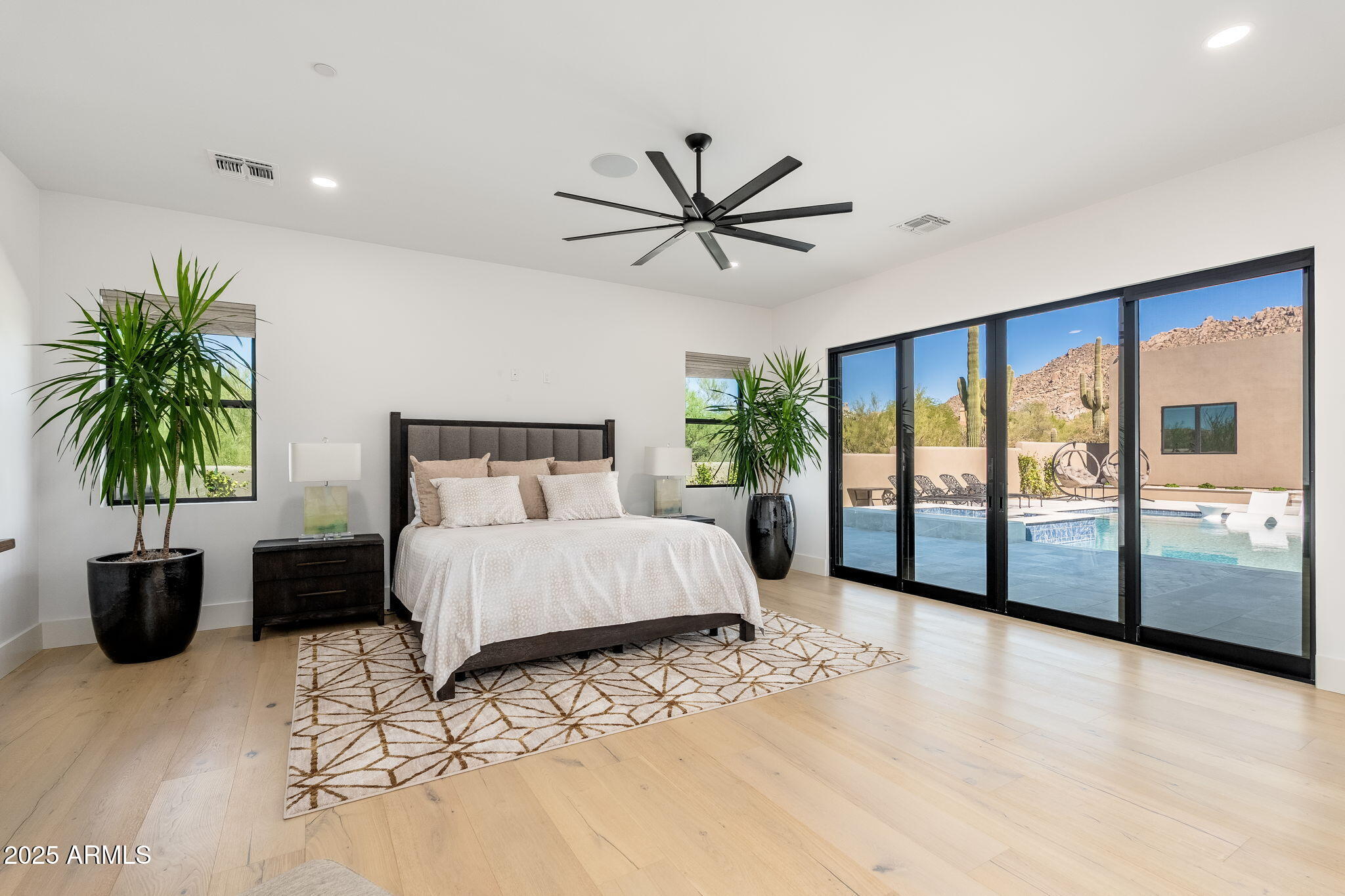 10160 E SADDLE HORN Trail