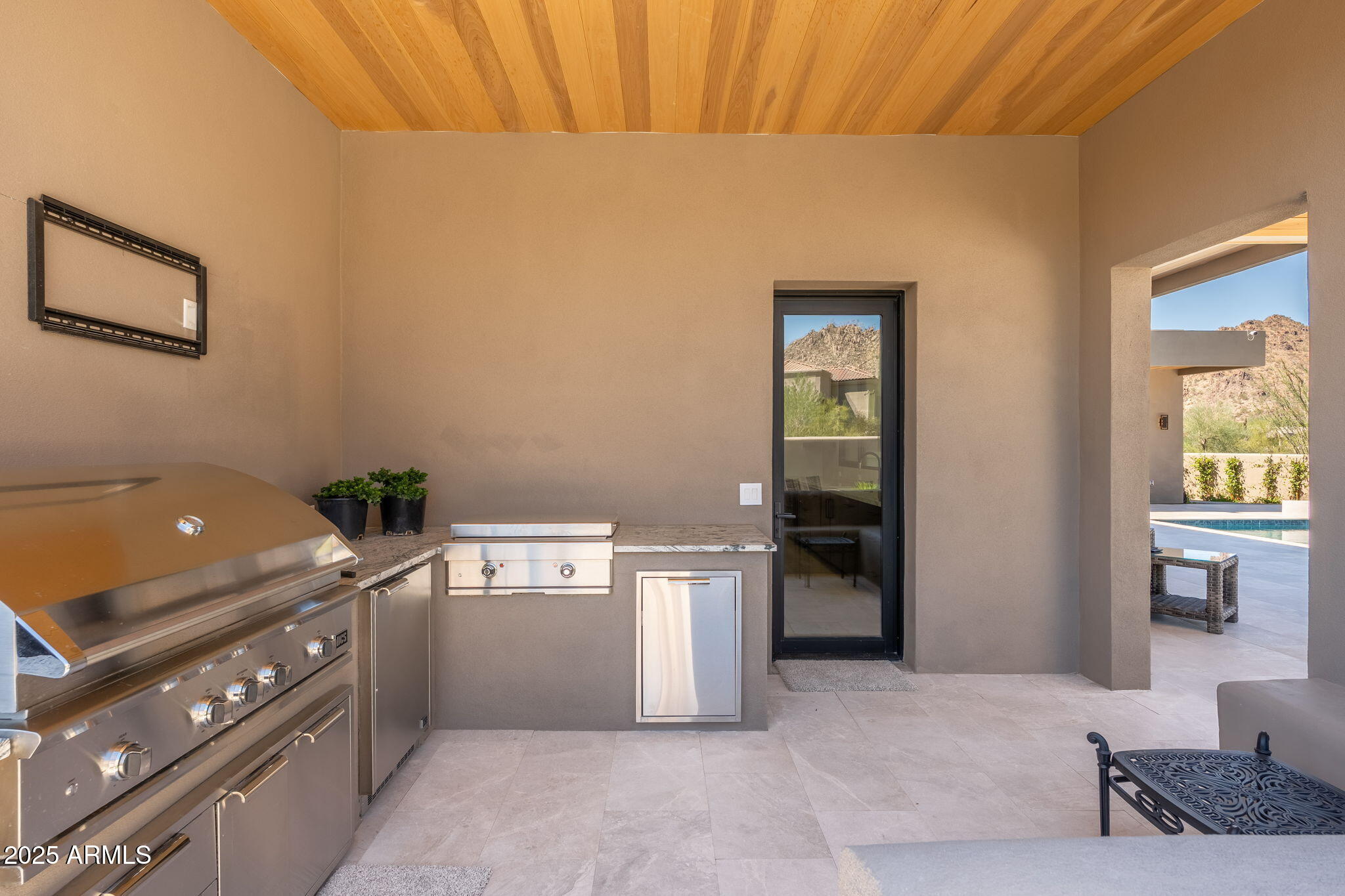 10160 E SADDLE HORN Trail