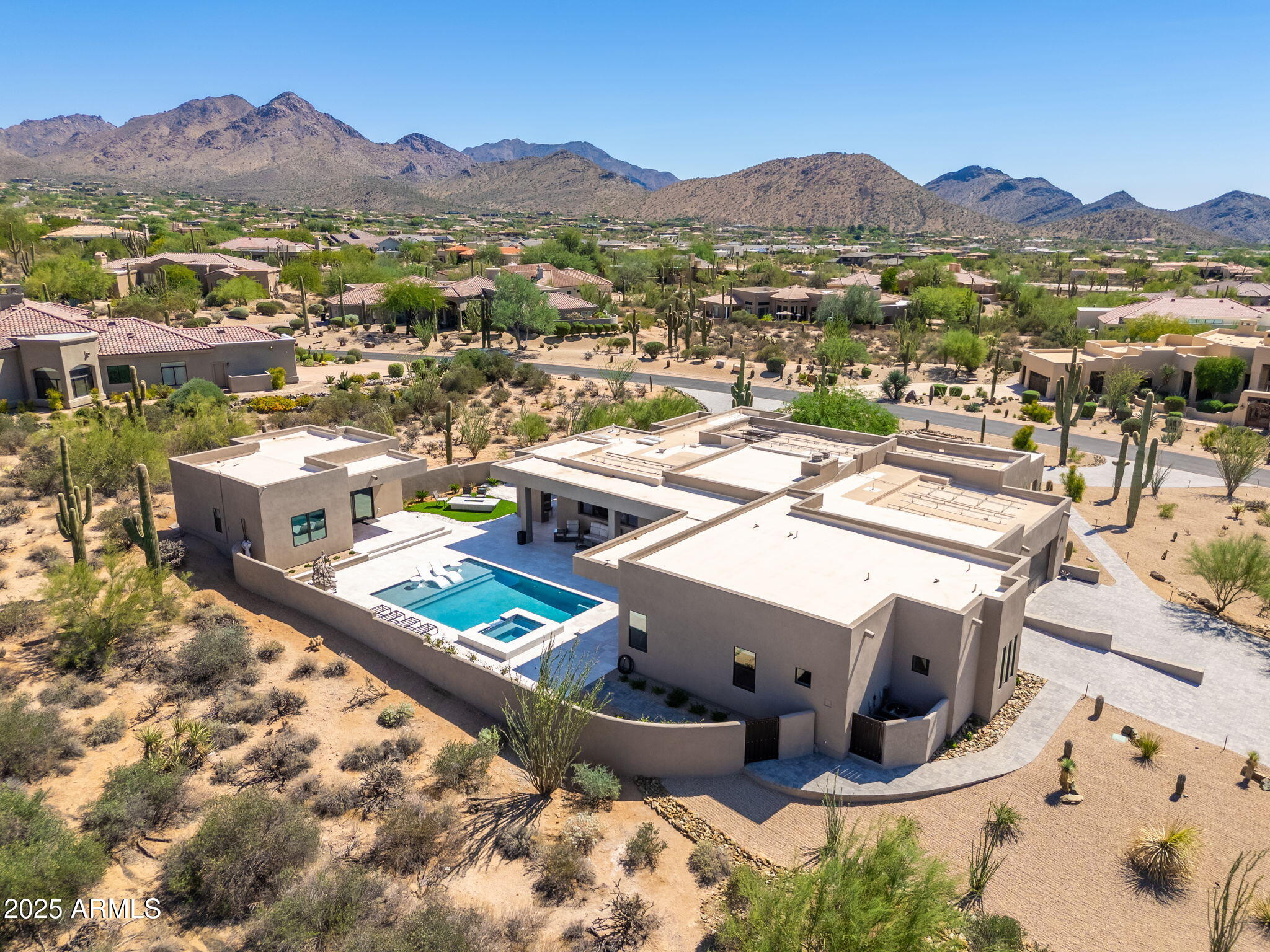 10160 E SADDLE HORN Trail