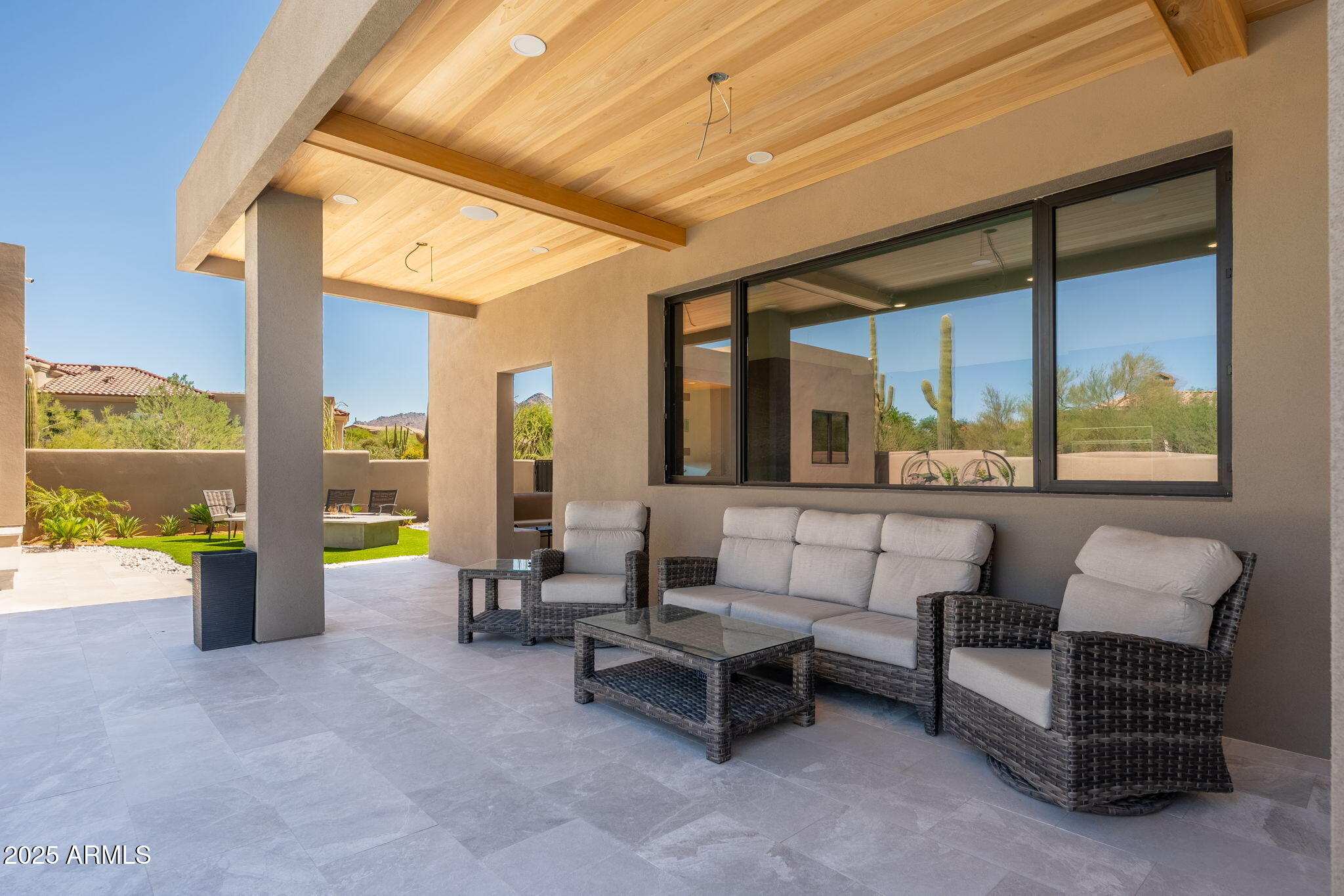 10160 E SADDLE HORN Trail