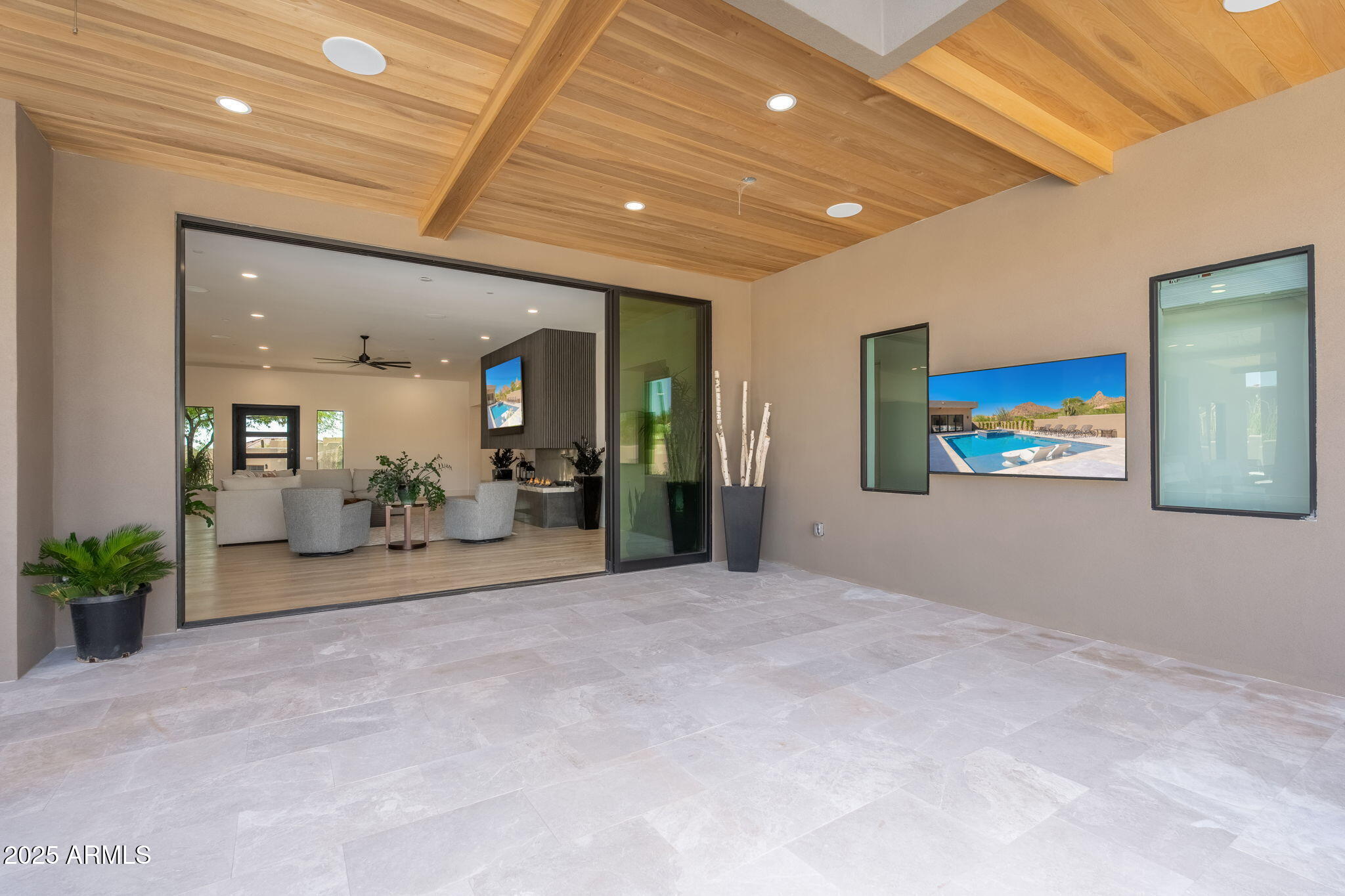 10160 E SADDLE HORN Trail