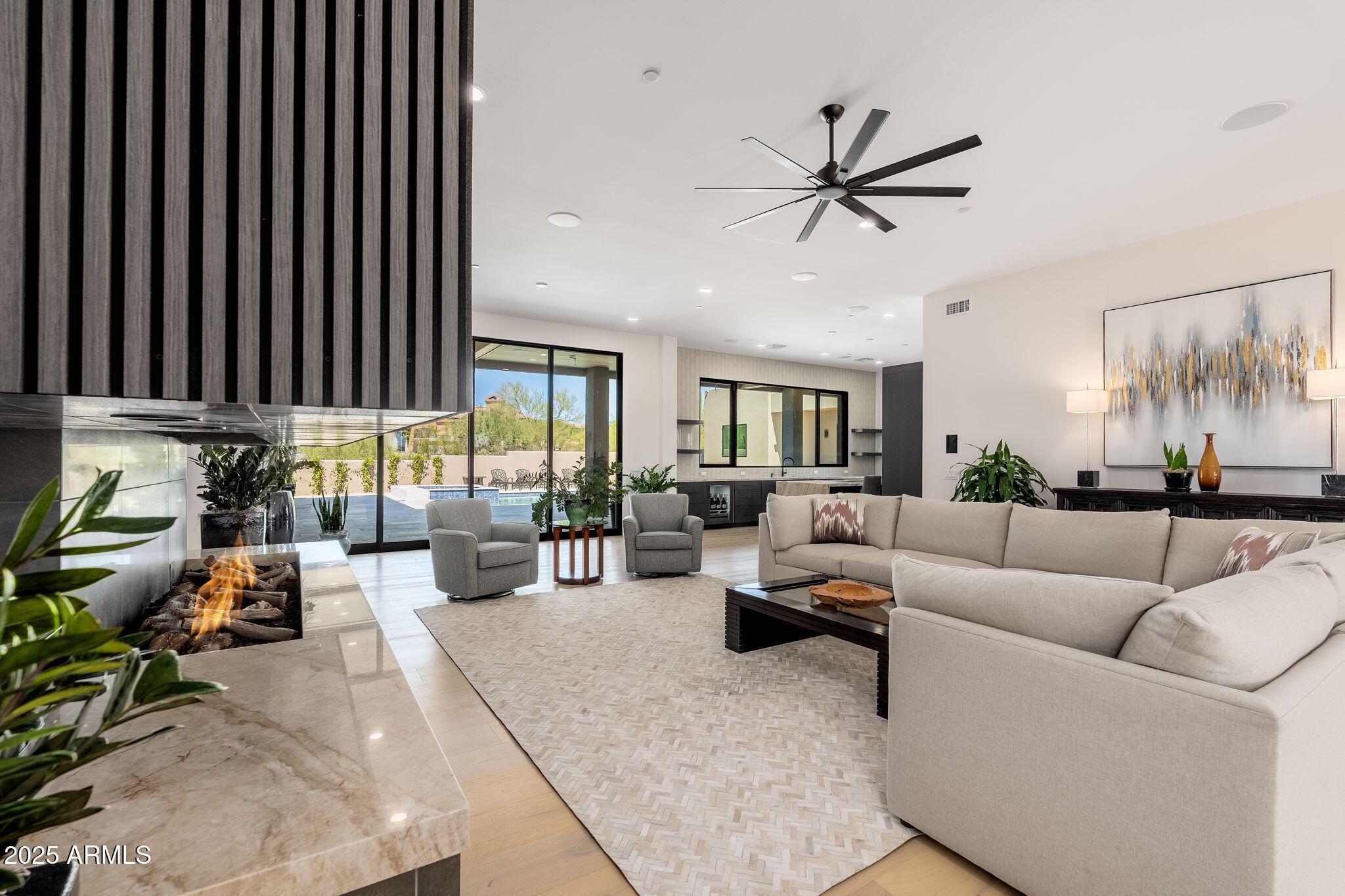 10160 E SADDLE HORN Trail