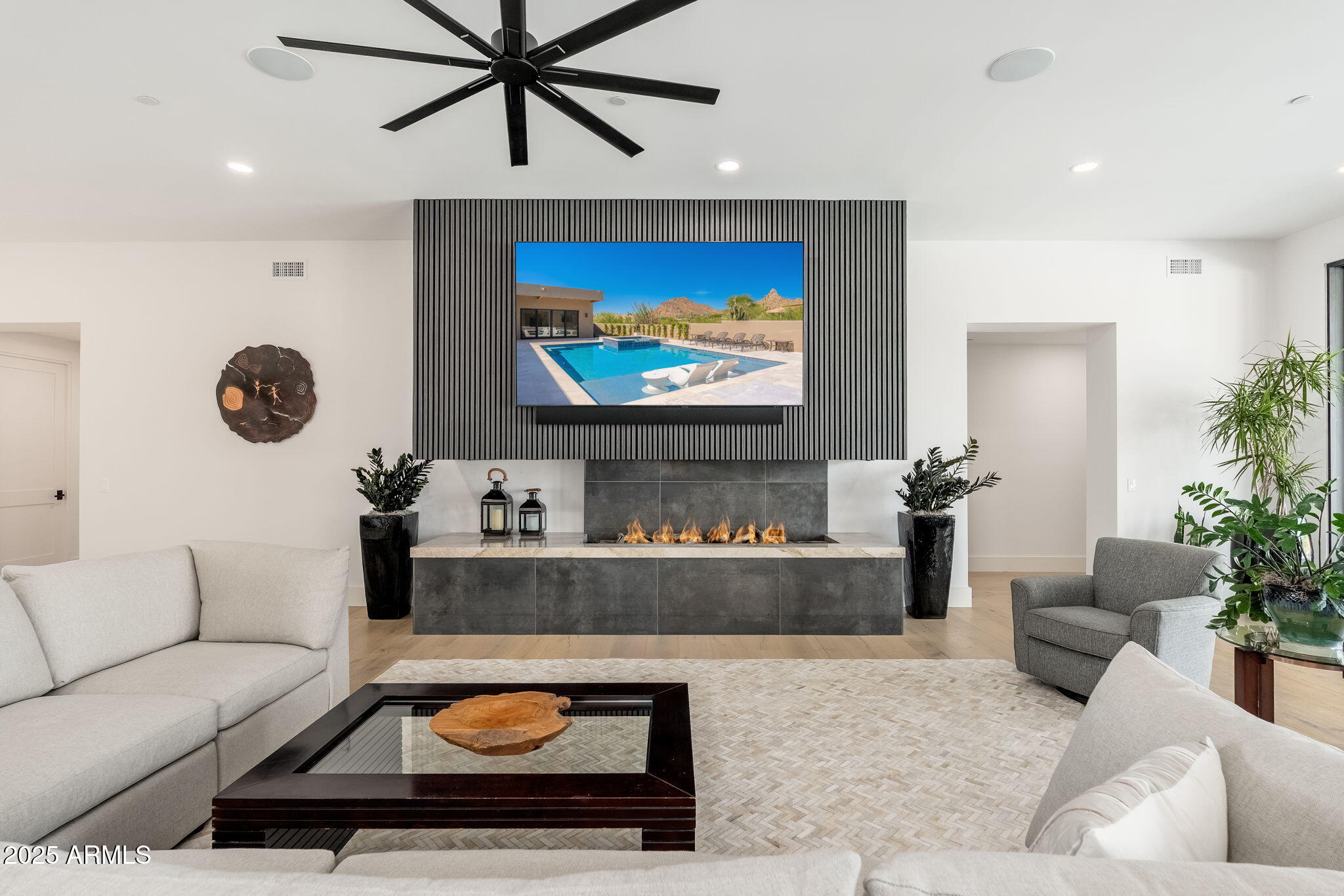 10160 E SADDLE HORN Trail