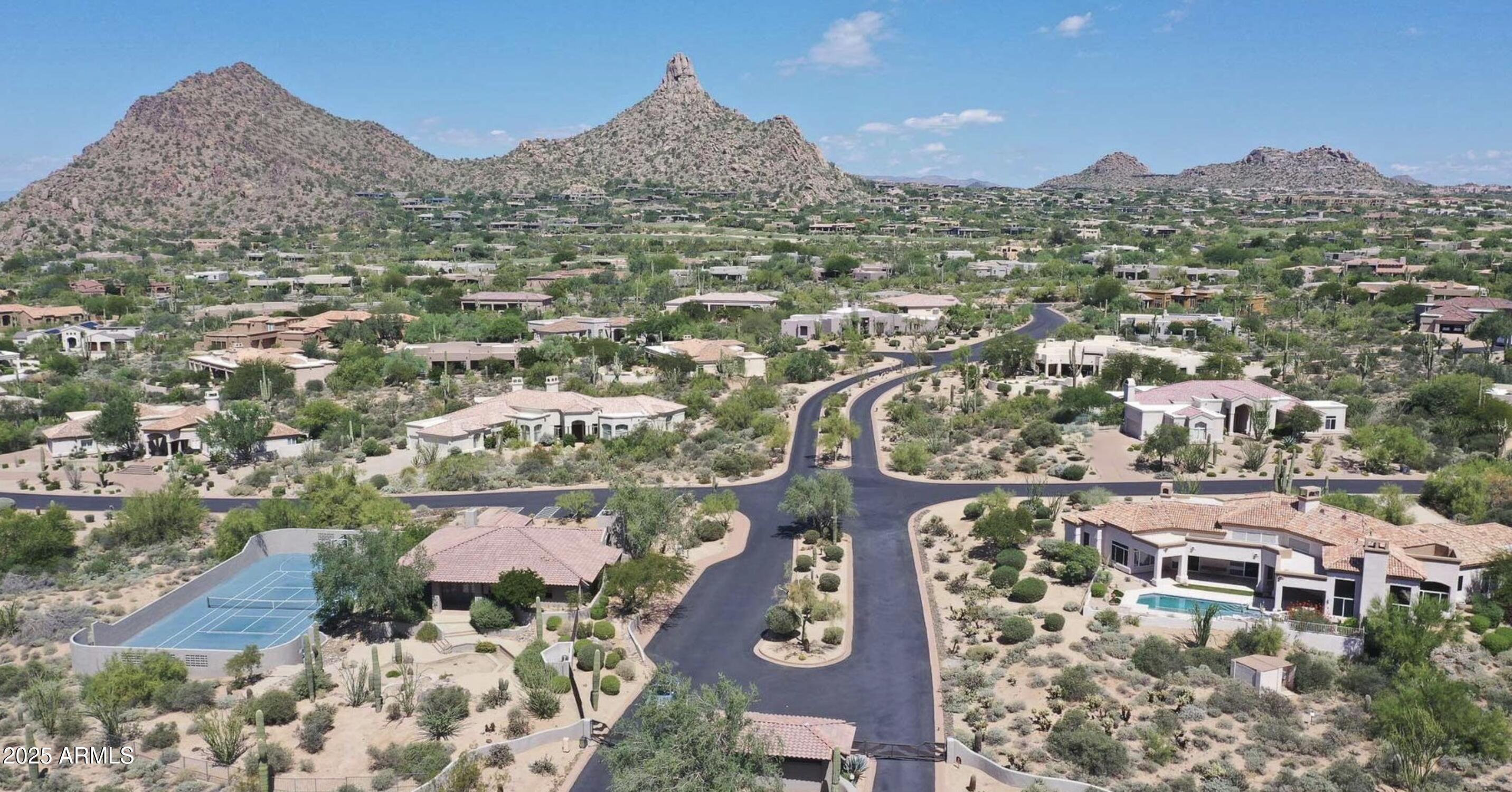 10160 E SADDLE HORN Trail