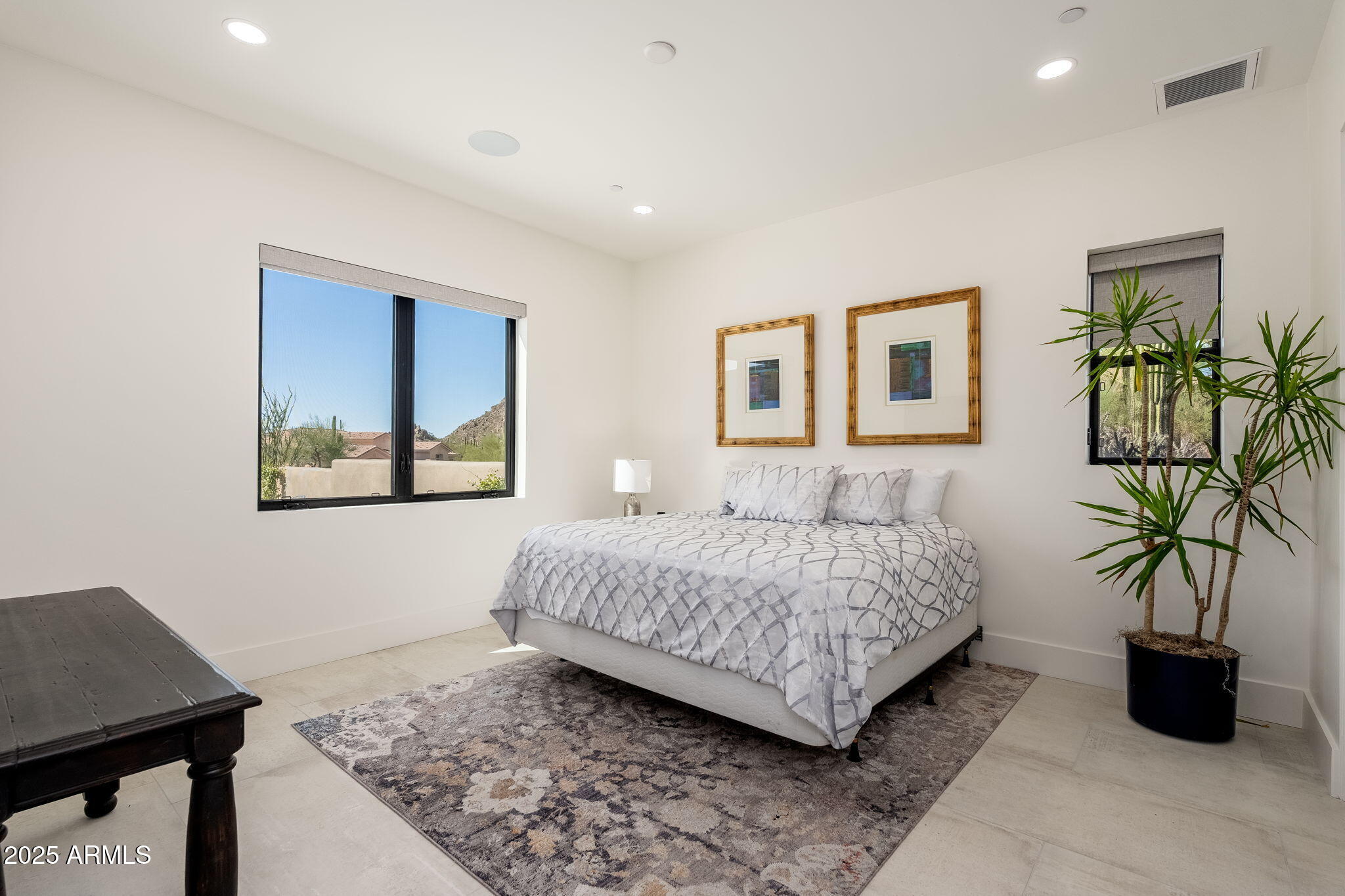 10160 E SADDLE HORN Trail