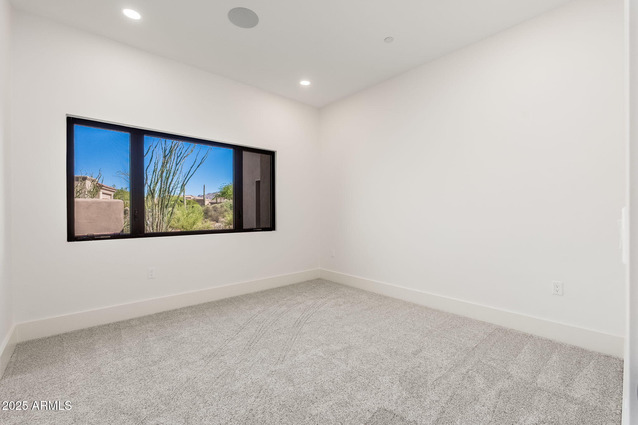 10160 E SADDLE HORN Trail