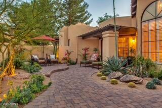 11437 N 40TH Place