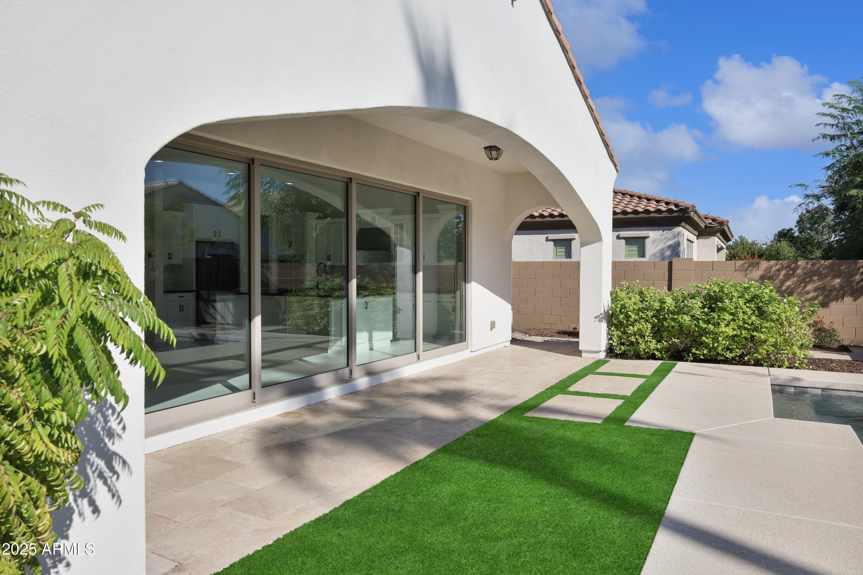 1555 W Sea Fog Drive