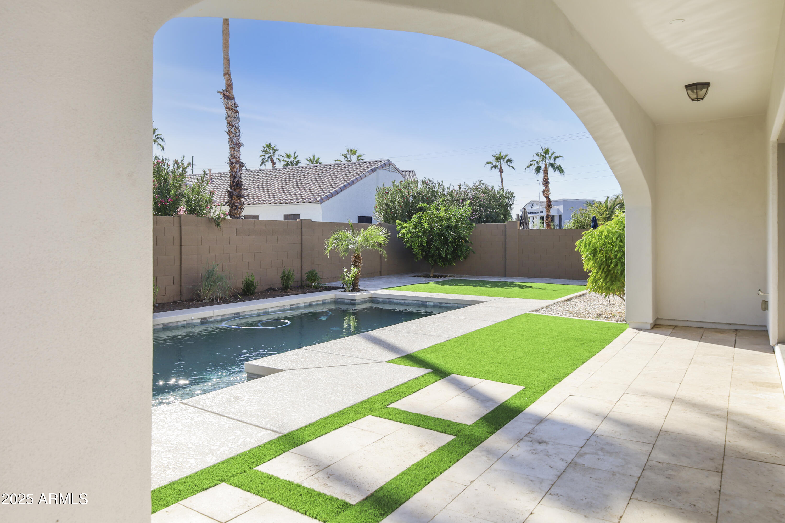 1555 W Sea Fog Drive