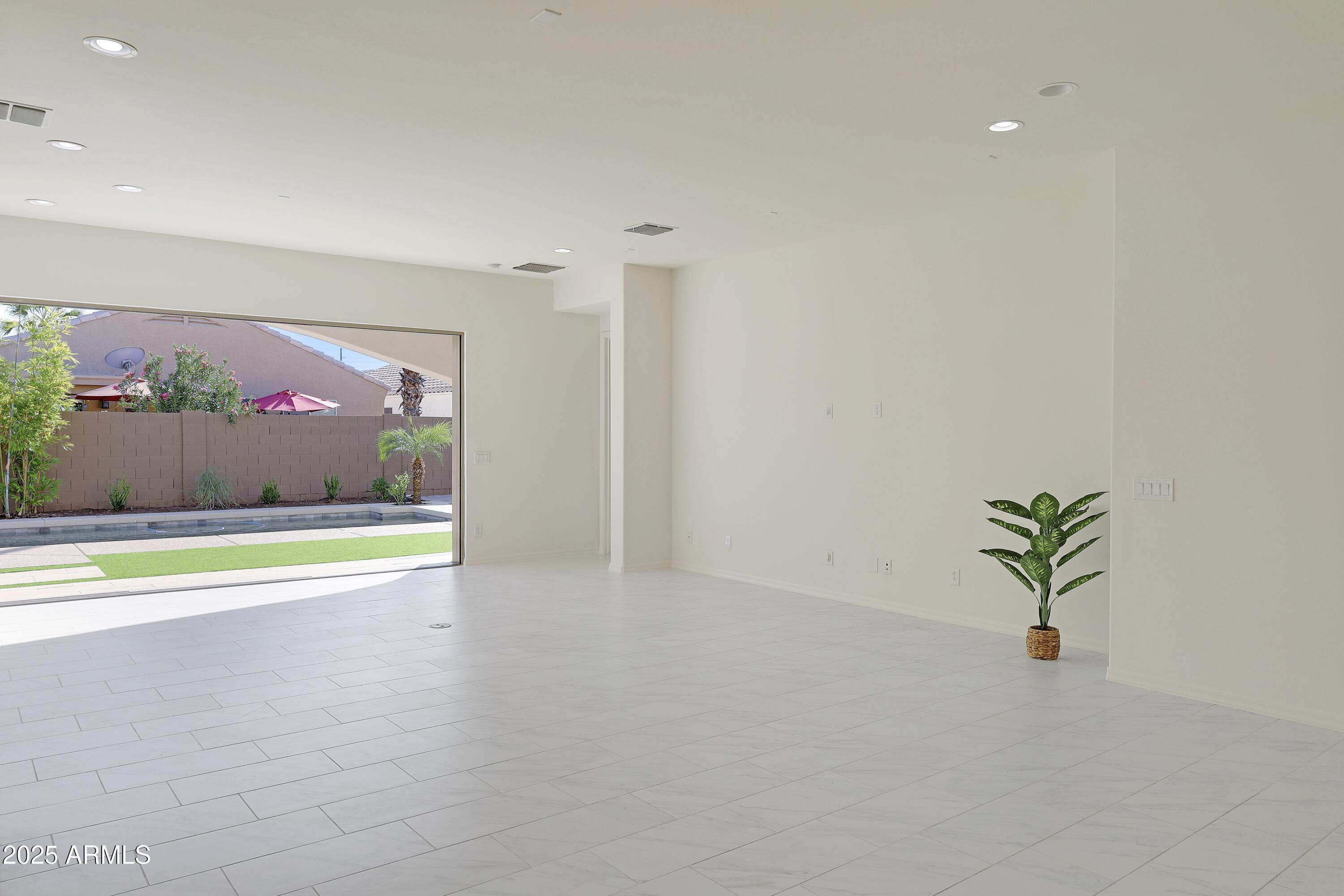 1555 W Sea Fog Drive