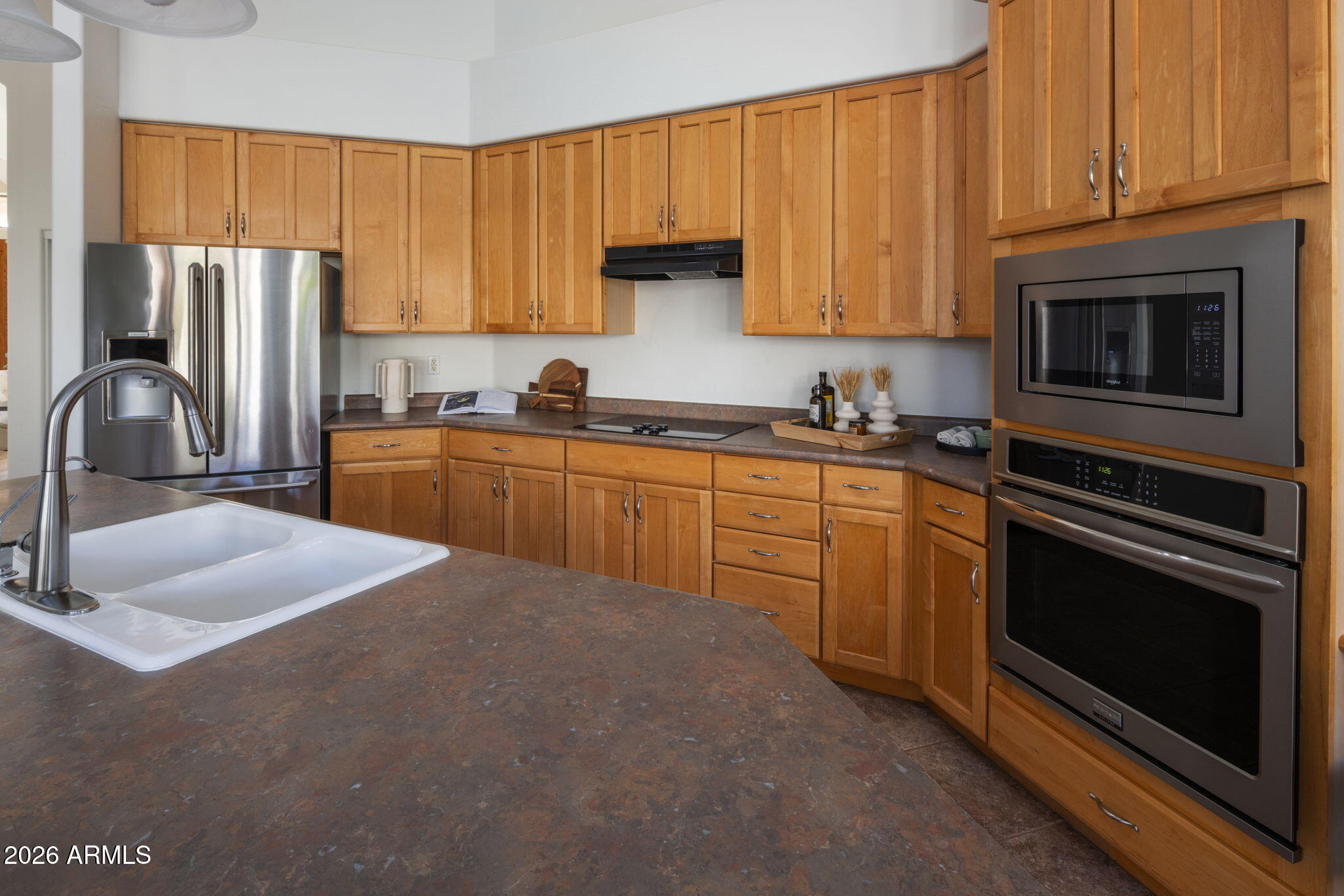 7652 E SOFTWIND Drive