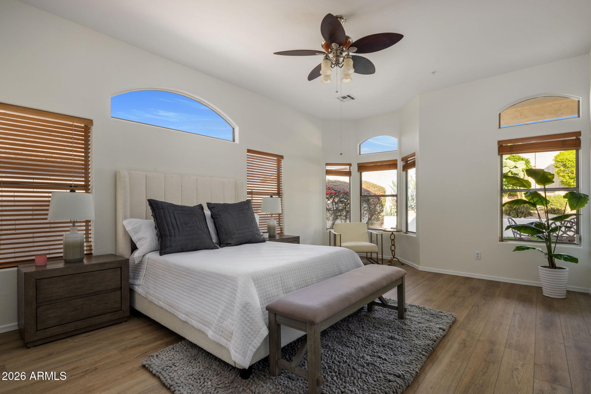 7652 E SOFTWIND Drive