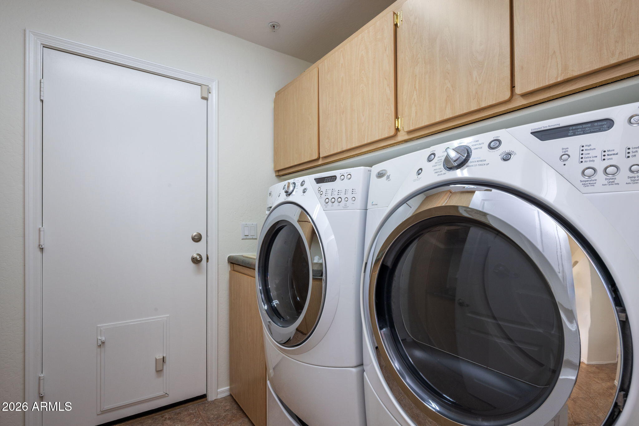 7652 E SOFTWIND Drive