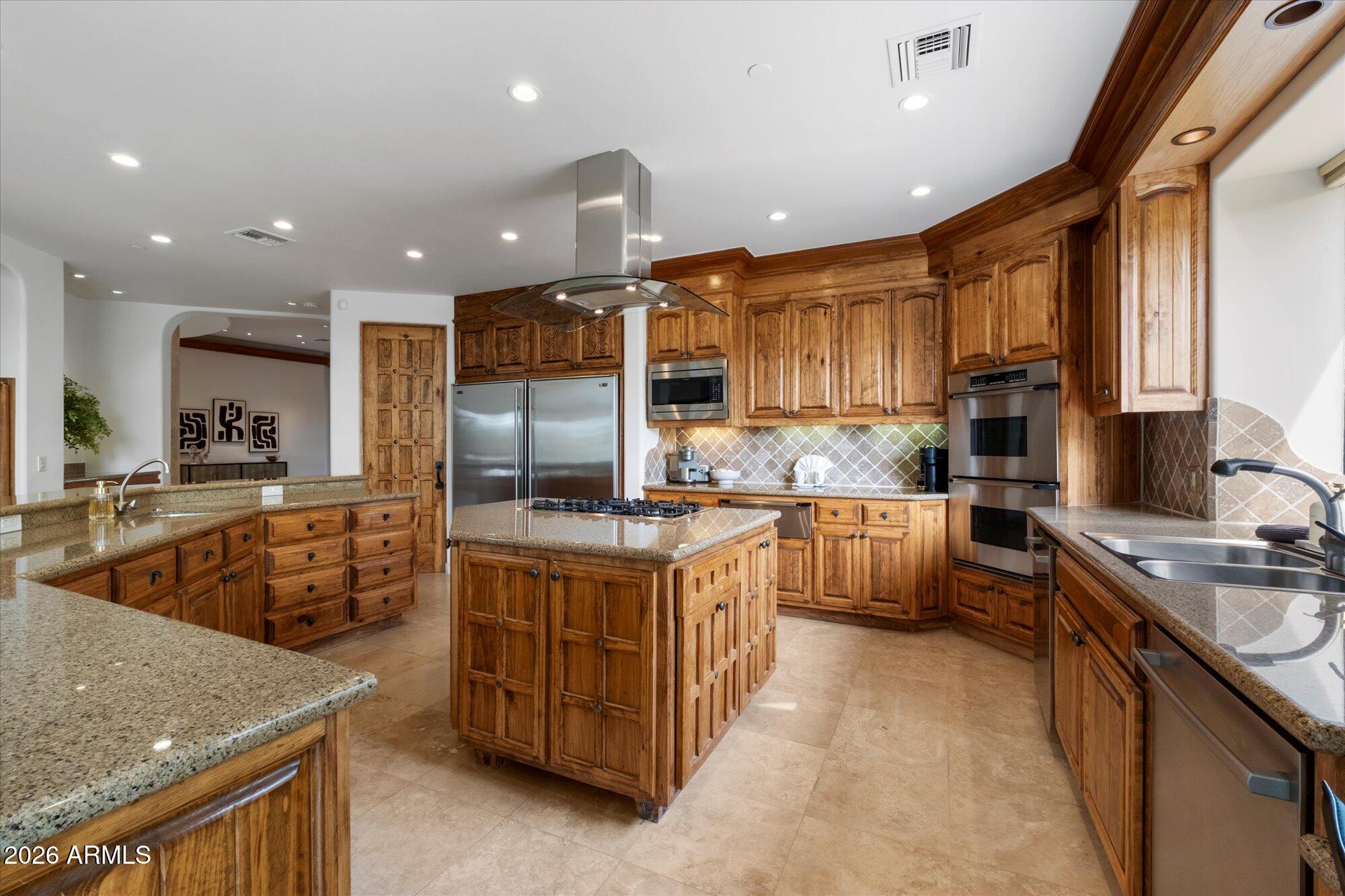 10040 E HAPPY VALLEY Road 479