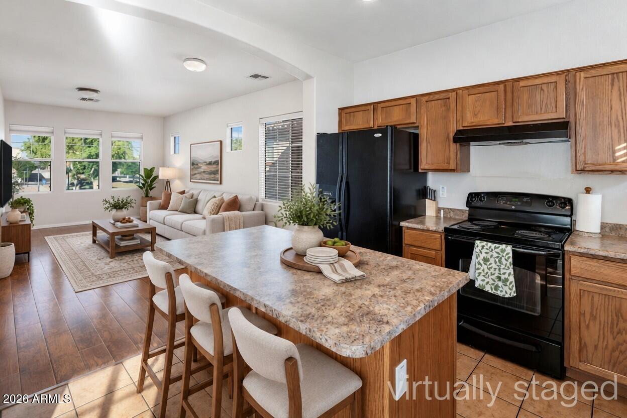 1935 N 78TH Drive