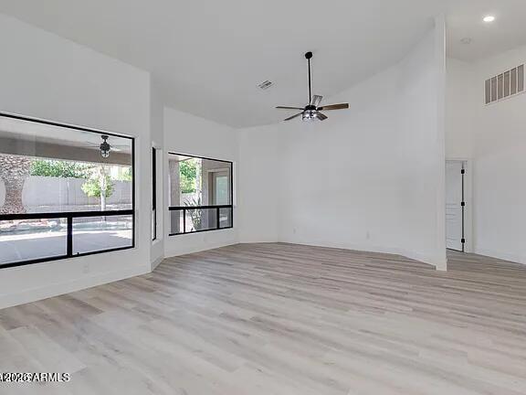 5910 E WOODRIDGE Drive